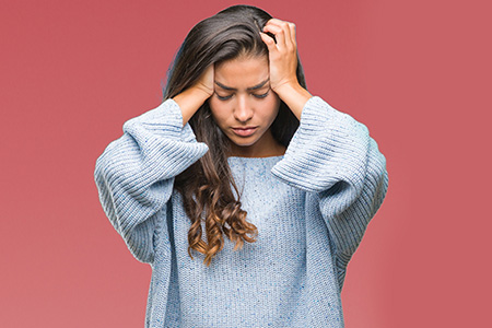 Hormonal Headaches : Know how to relieve it